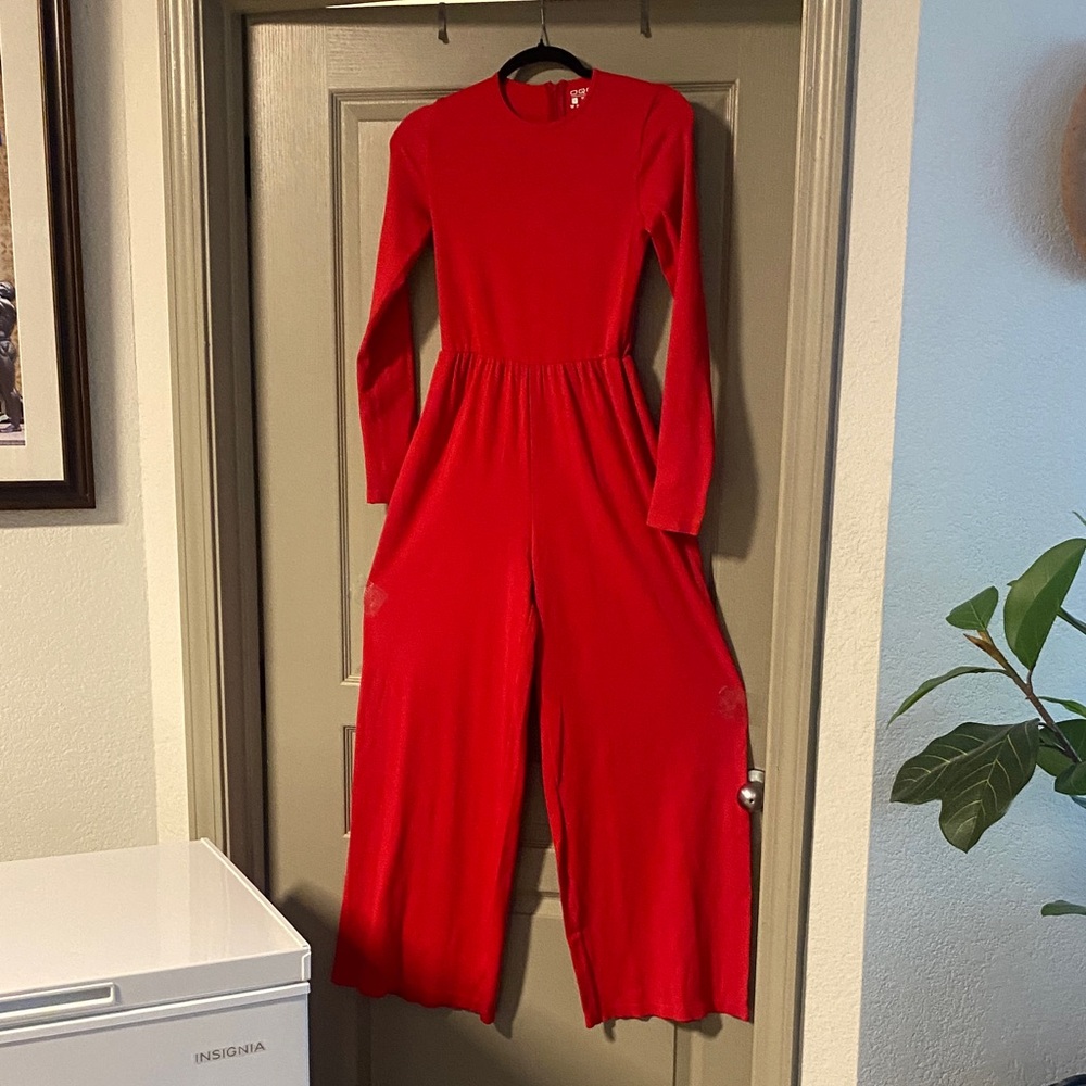 Chic Red Long Sleeve Jumpsuit